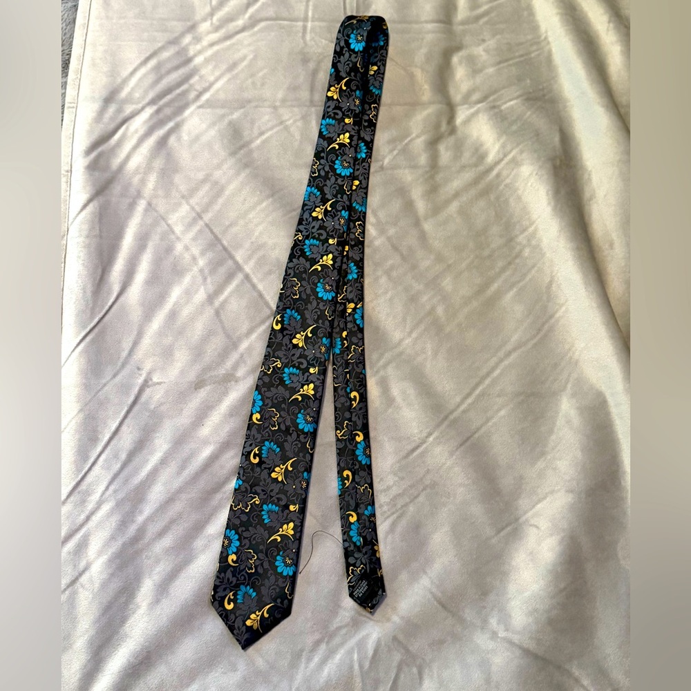 Steve Harvey Celebrity Edition necktie